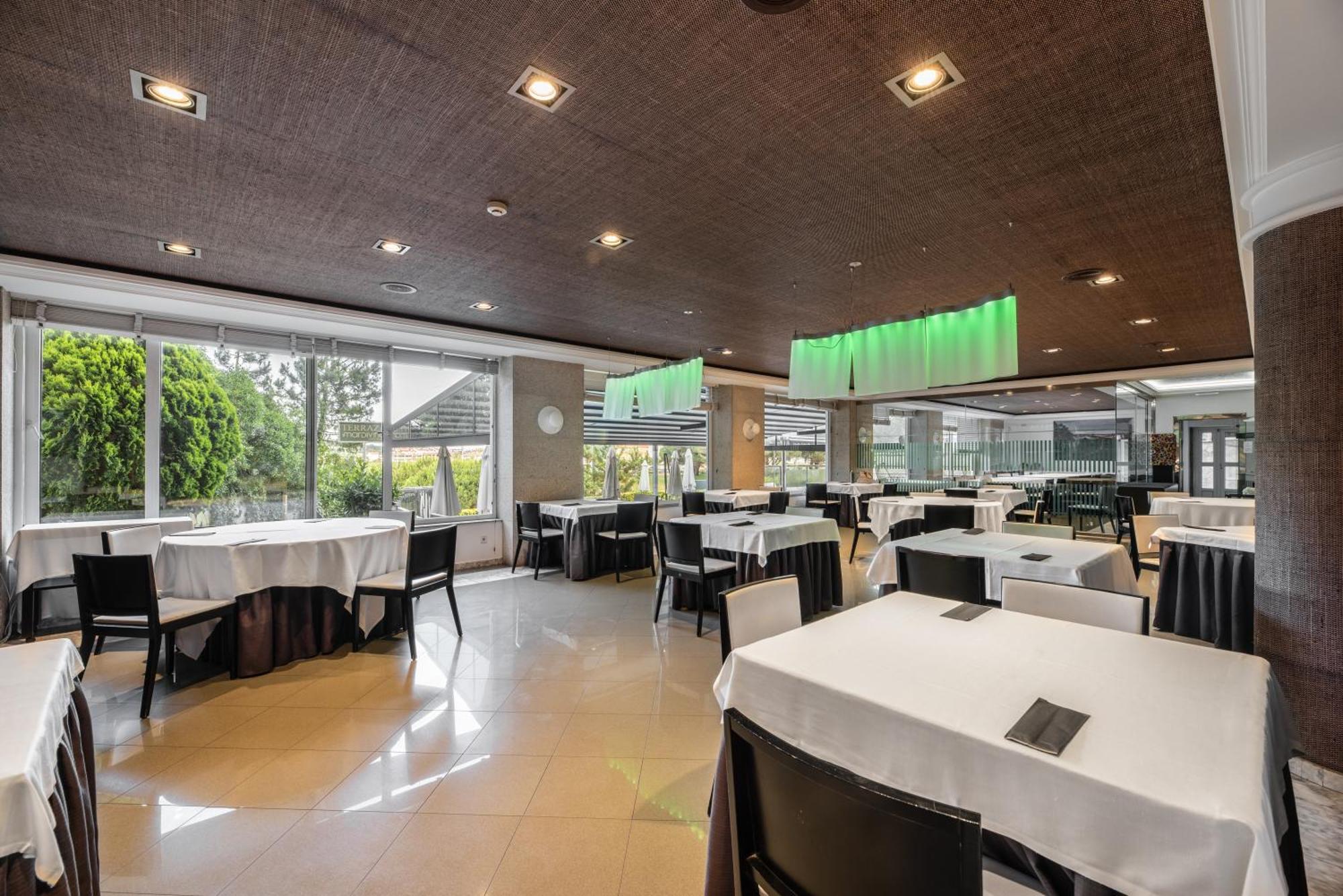 Hotel Inffinit Sanxenxo Exterior foto